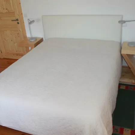 Casa Da Rosa * باريديس دي كورا